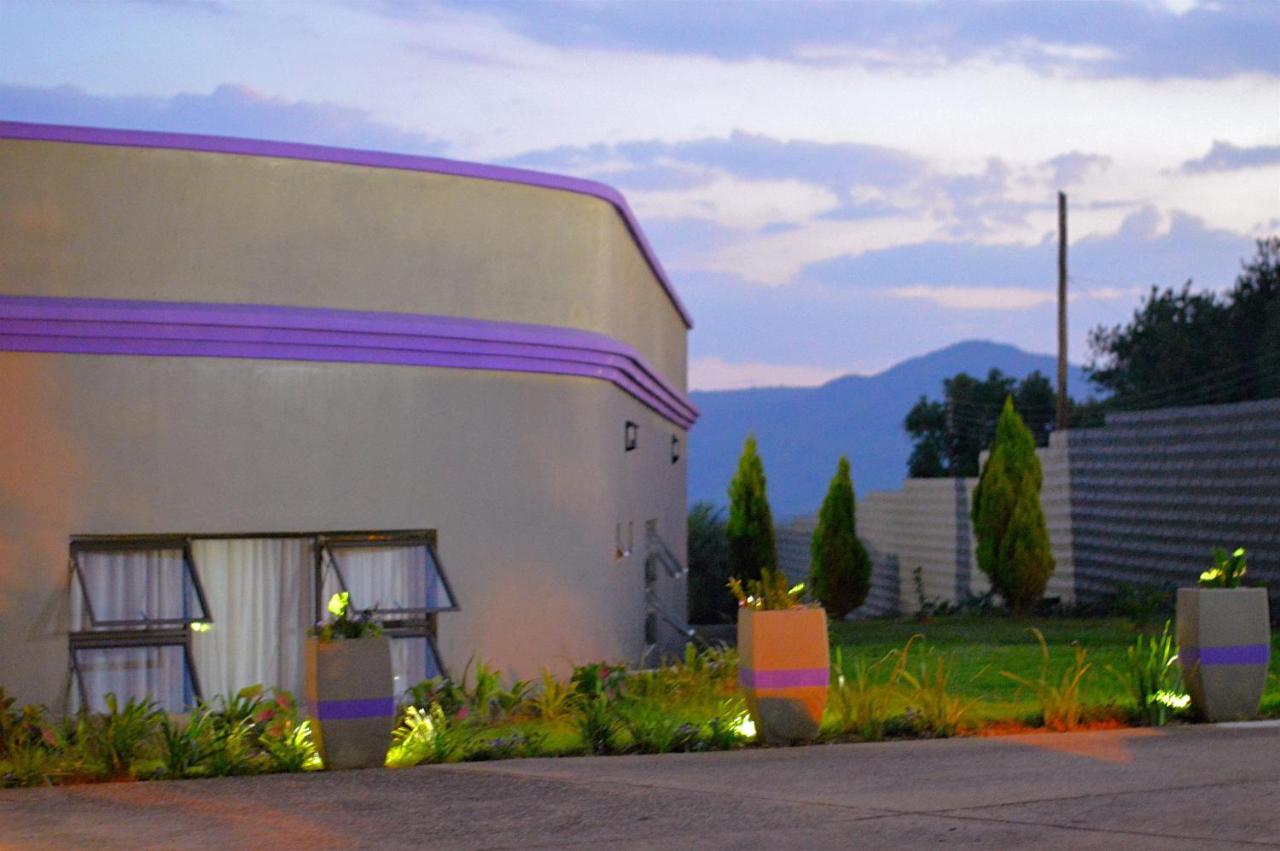 Rehoboth Mountain Suites Mbabane Ngoại thất bức ảnh